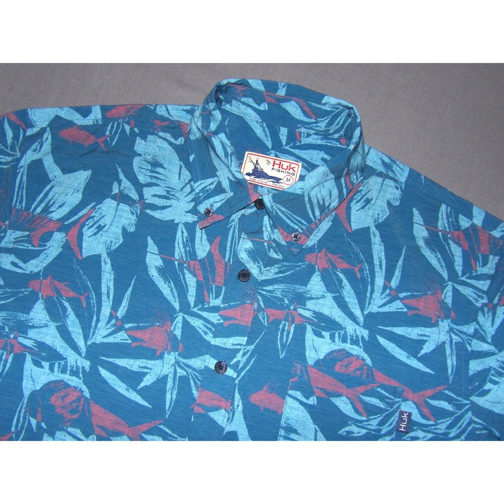 HUK Fishing Short Sleeved Stretch Floral/Fish Print Button Up Shirt Men's Medium